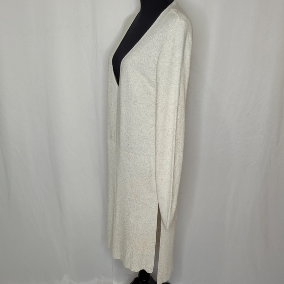 Zara Knit Long Sleeve Plunging V-neck Side Slit Sweater Dress in Oatmeal - Sz M - Picture 2 of 10